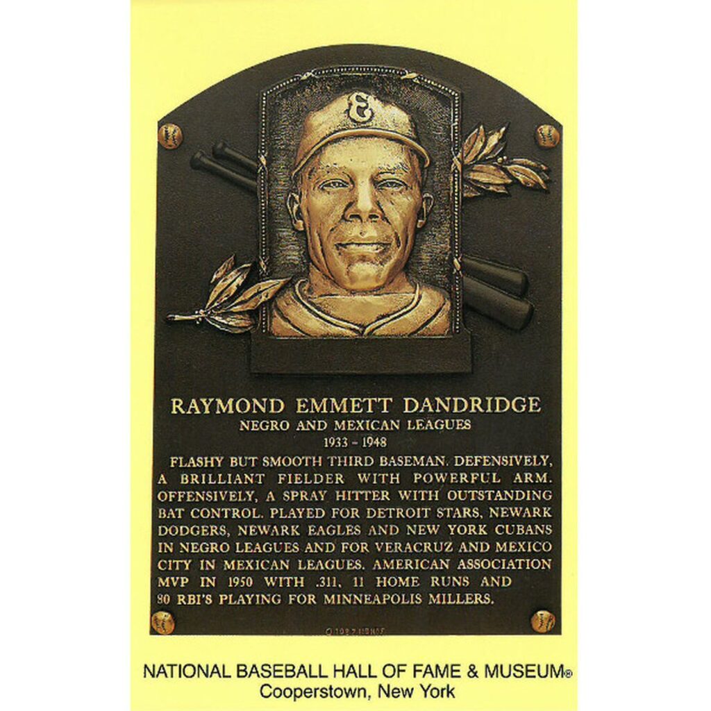 A placa de Ray Dandridge no Hall da Fama do baseball.